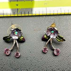 Pretty unique Anthropologie (or similar) flower earrings